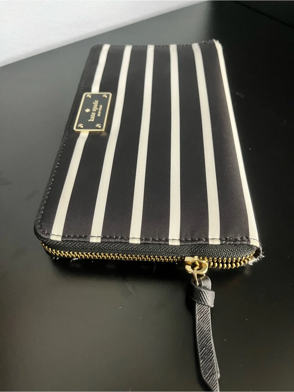 Kate Spade New York Wilson Road French Stripe Neda Wallet